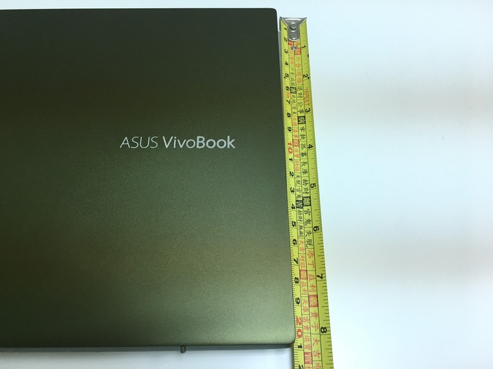 可以當手機滑的筆電 - 華碩Vivobook   S432超能綠 開箱