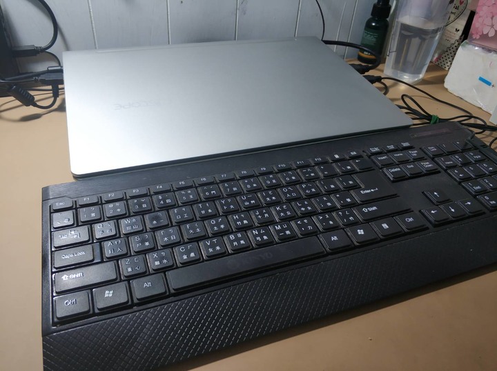 喜傑獅CJS ZX550輕薄筆電體驗心得