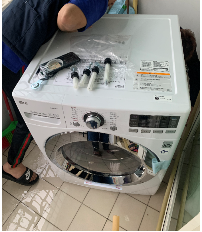 LG WD-S18VBW 簡單開箱