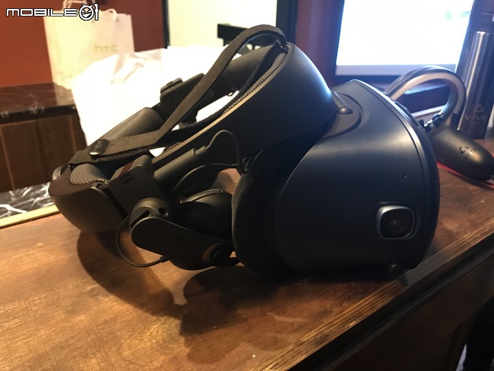 【REaDy PLayER M01】HTC Vive Cosmos X Mobile01秘境旅行團