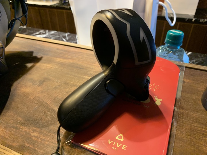 (體驗活動心得) HTC Vive Cosmos X Mobile01秘境旅行團 體驗更多元的世界