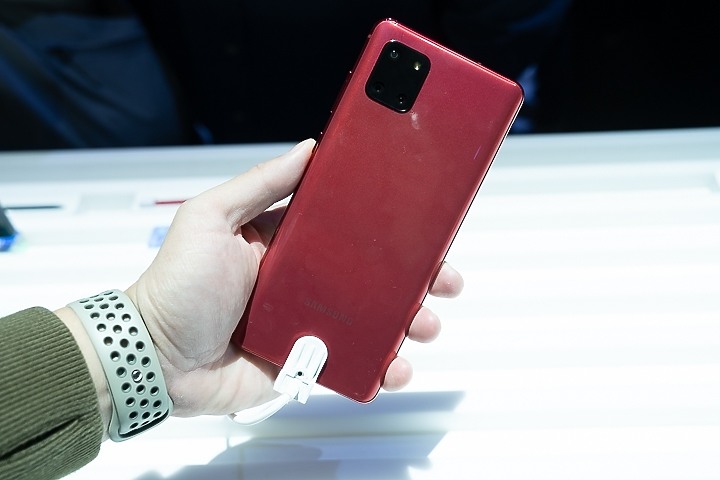 三星輕旗艦Galaxy Note10 Lite與S10 Lite動眼看 Note10 Lite台灣二月會上市