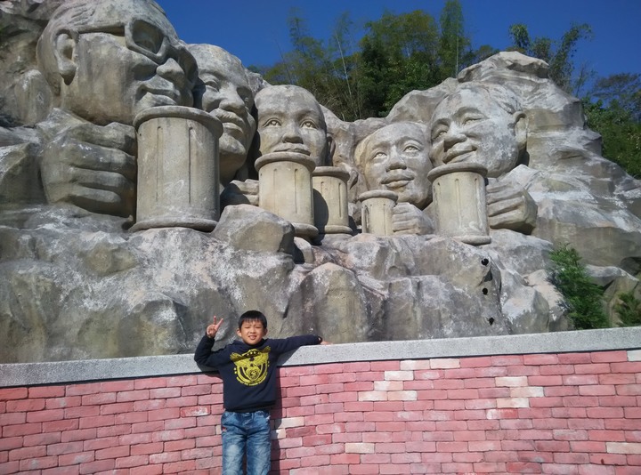 2019年寒假一個中年大叔和一個小鮮肉的環島七極點之旅~下