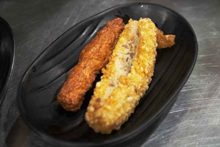【台中│食記】逢甲必吃美食！獨門古早味醬汁串炸黑輪炸出新滋味