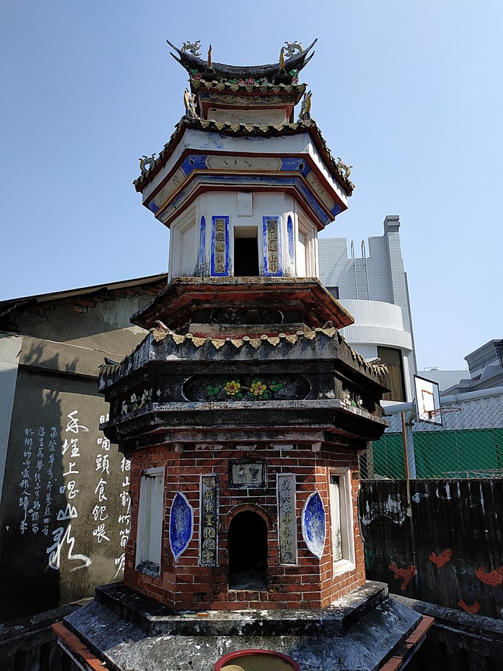 屏東 佳冬 敬字亭與步月樓 — 客家族群尊敬文字的象徵,抵抗外族的血淚陳跡