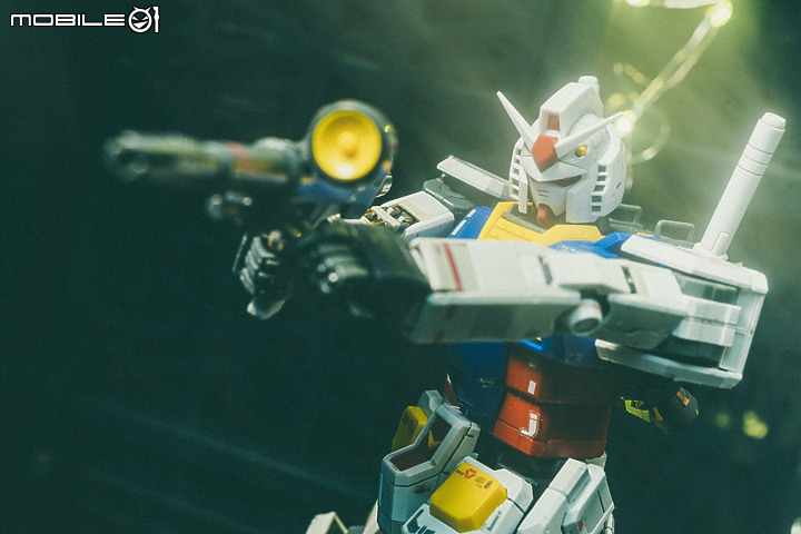 鋼彈 40週年 來組一支MG鋼彈來玩玩 ！MG RX-78-2 GUNDAM Ver.3.0