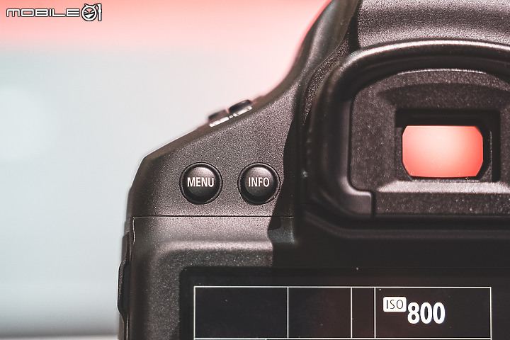 【直擊】來瞧瞧 Canon EOS-1D X Mark III 每秒 20 張的連拍表現吧！