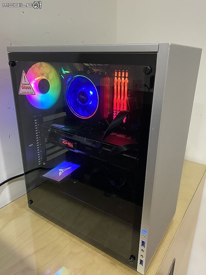[開箱] 鋁鎂合金小型化 ATX 喬思伯 JONSBO C5