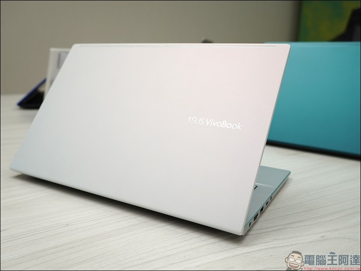 華碩 2020 全新 VivoBook 系列筆電搶先動眼看,多彩色機身搭配撞色 Enter 鍵!