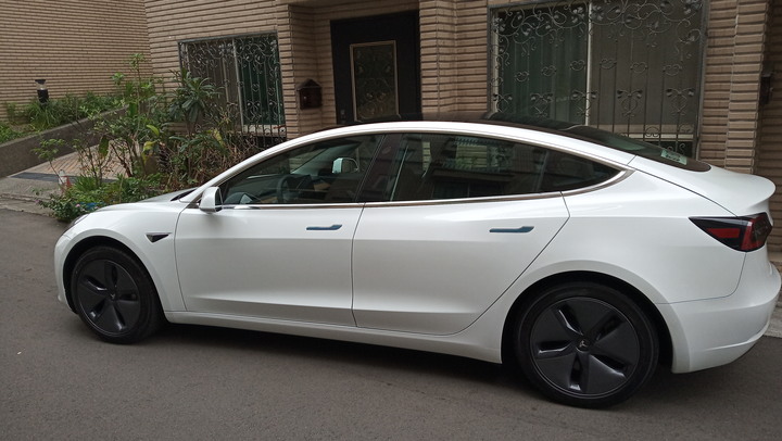 Model 3同學們，蓋大樓囉~~