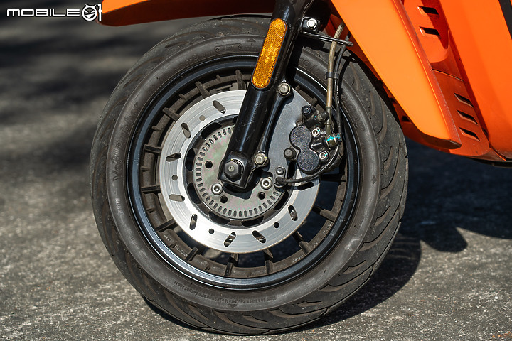 Lambretta V125 Special 試駕 古典美學在動靜間綻放光芒