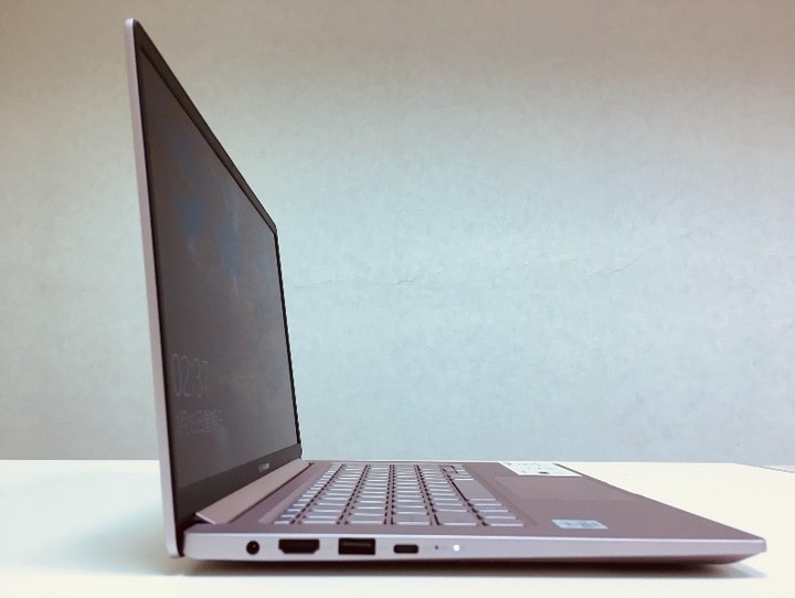 Vivobook S403(玫瑰金)開箱 實測高效能影片(10代CPU)!