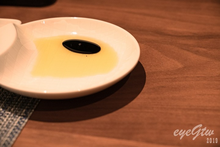 [食記]高雄美食｜晶英國際行館Silks Club｜Grill Ukai西餐｜慶祝任何節日來這裡絕對錯不了