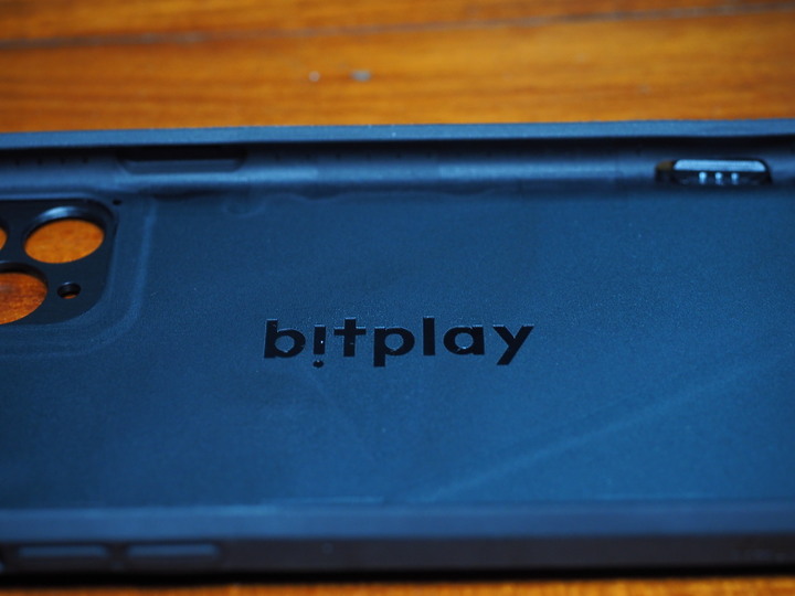 [APPLE] bitplay 攝影手機殼+腳架+藍芽開關開箱