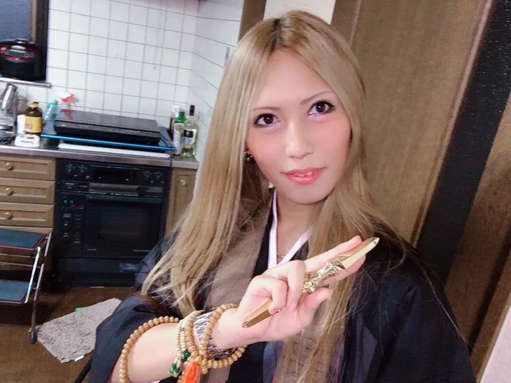 日僧侶當跨性別AV女優稱普渡眾生