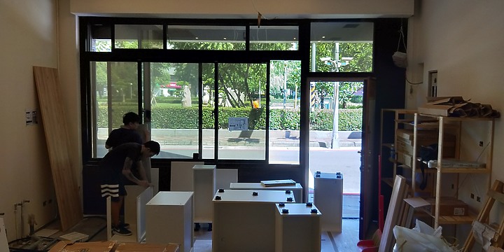 因為失業了我們開了一間烘焙教室