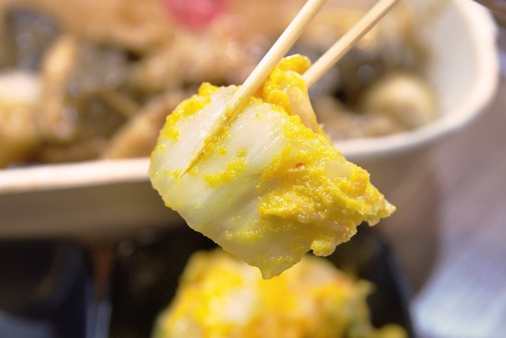 【台中│食記】逢甲必吃美食！獨門古早味醬汁串炸黑輪炸出新滋味