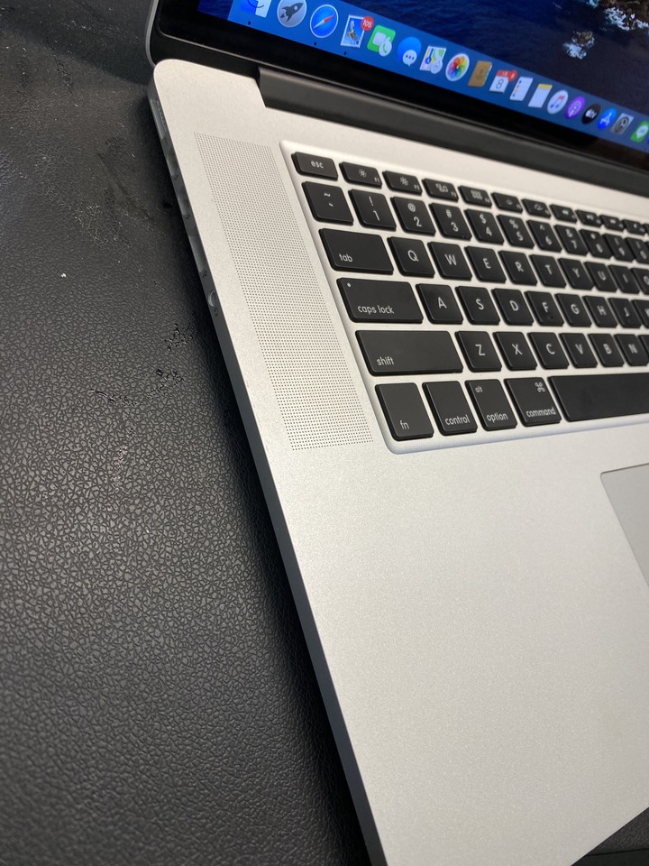 點我看大圖 整理二手MacBook pro 15 2015 mid心得