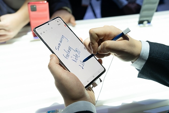 三星輕旗艦Galaxy Note10 Lite與S10 Lite動眼看 Note10 Lite台灣二月會上市