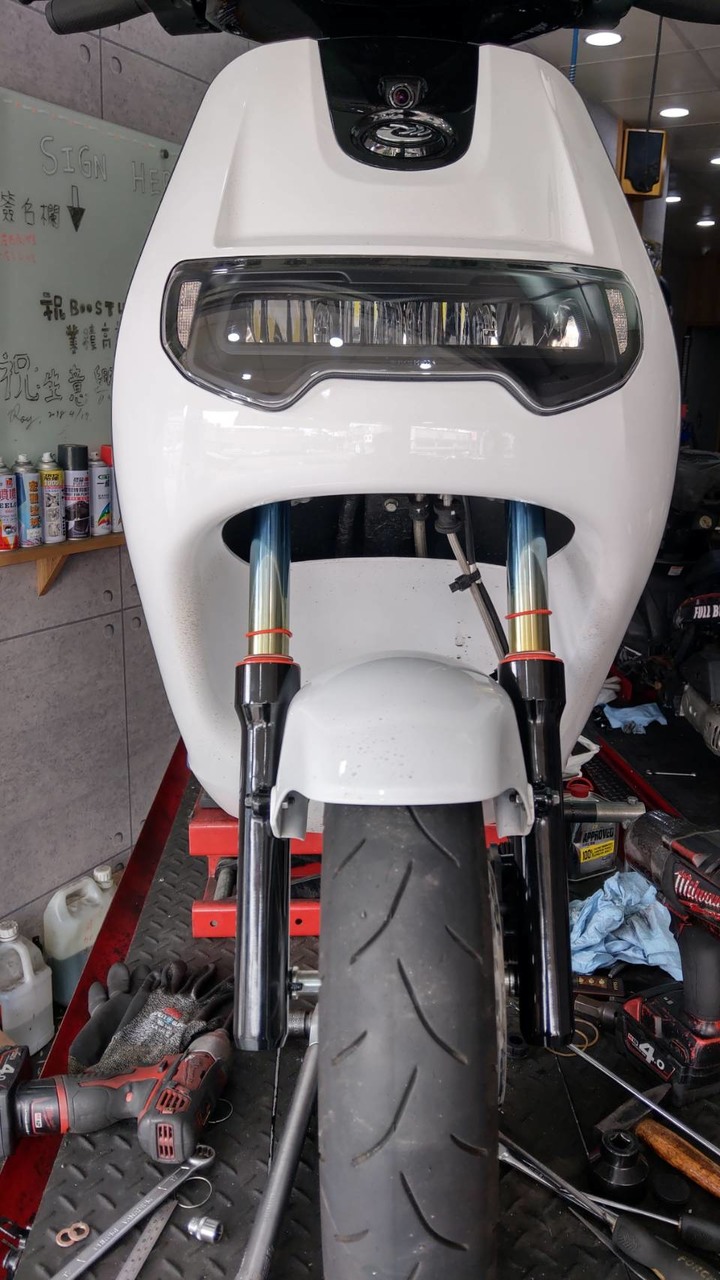 趕活動末班車6個月IE125使用心得文!『【eMOVING iE125】冬季限定感謝祭!感謝所有的你妳祢!』