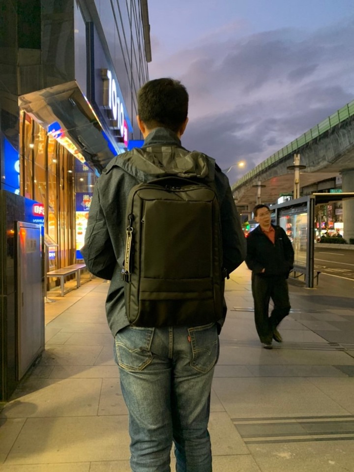 車銀優背包入手，Samsonite Red新包開箱