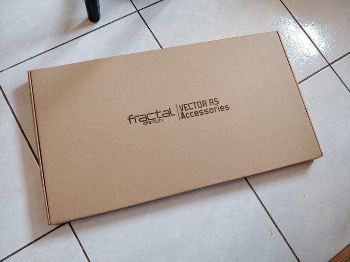 Fractal Design Vector RS開箱