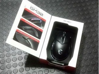 MSI 微星 CLUTCH GM30 電競滑鼠體驗心得
