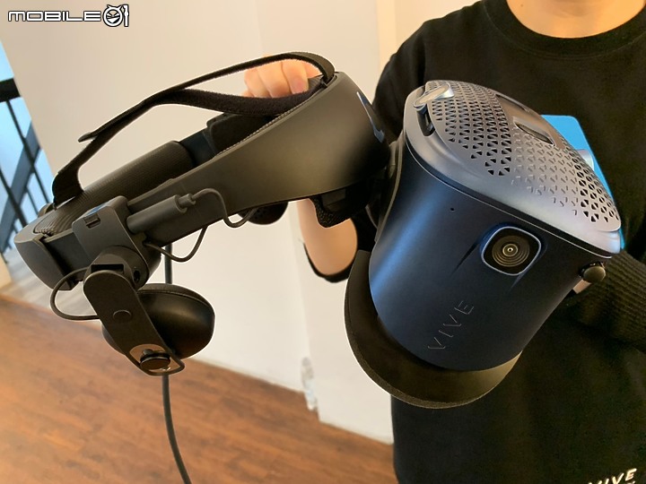 【體驗心得】HTC Vive Cosmos X Mobile01秘境旅行團_輕鬆暢遊虛實空間．一秒給你無限可能
