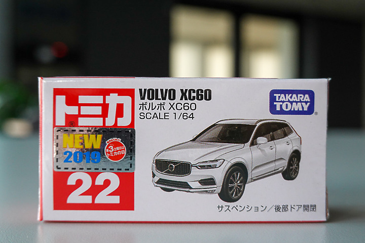 點我看大圖 Tomica x Volvo XC60 小汽車開箱