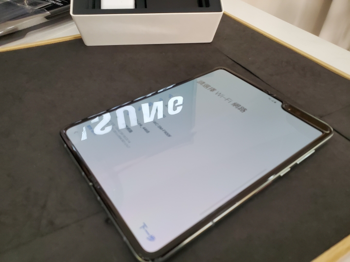 Galaxy fold 台灣三星交機