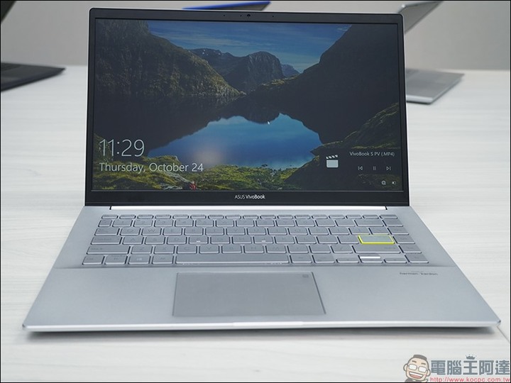華碩 2020 全新 VivoBook 系列筆電搶先動眼看,多彩色機身搭配撞色 Enter 鍵!