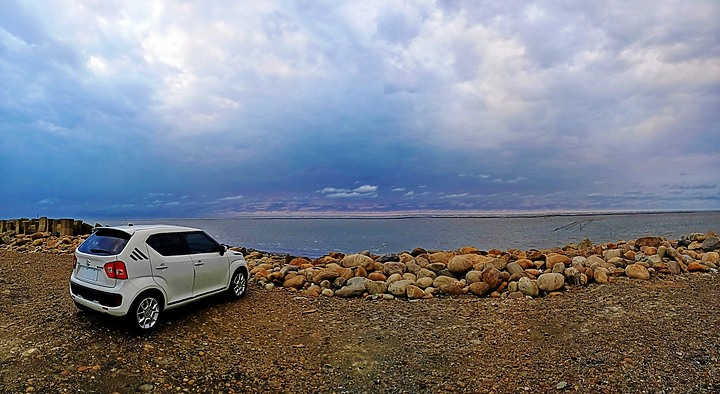 開著貓車 IGNIS 向海邊出發