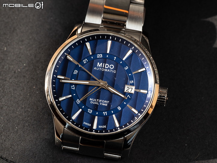 點我看大圖 送給自己的小禮物,MIDO 先鋒MULTIFORT Dual Time 開箱