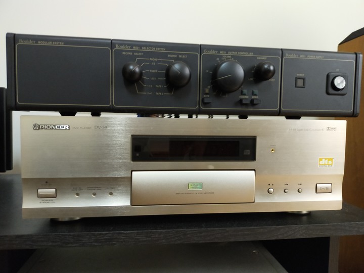 二手音響&擴大機 價格請益(mark levinson/B&W 801/Boulder amplifiers)