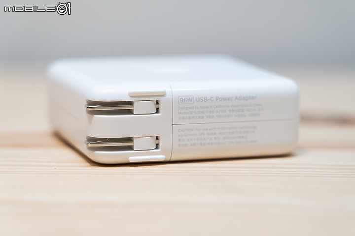 Apple MacBook Pro 16 開箱！ 暨 MacBook Pro 15 比較！
