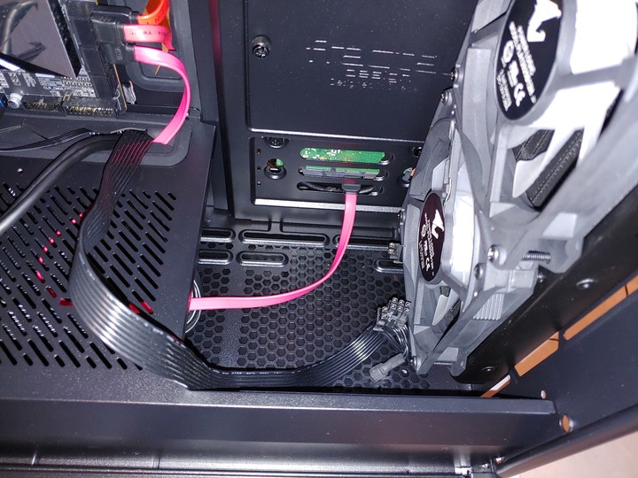 Fractal Design Vector RS開箱