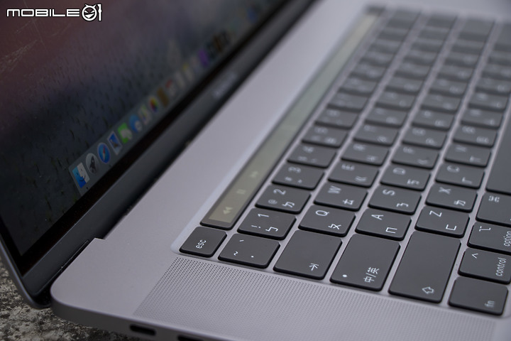 【小宅開箱】【淺聊】 Macbook Pro 16" 2019 放肆在台東米田的蘋果筆電