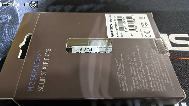 【SSD飆漲】目前市面上最便宜平價的SATA 256G SSD?不到一千，那麼用料怎麼樣呢？【拆測玩】