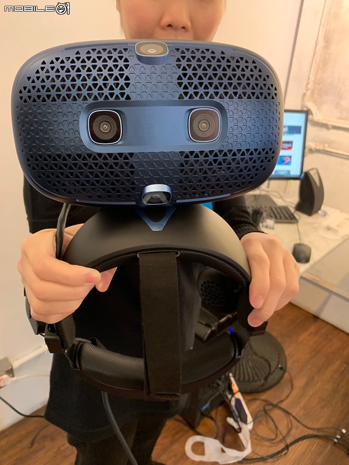 【體驗心得】HTC Vive Cosmos X Mobile01秘境旅行團_輕鬆暢遊虛實空間．一秒給你無限可能
