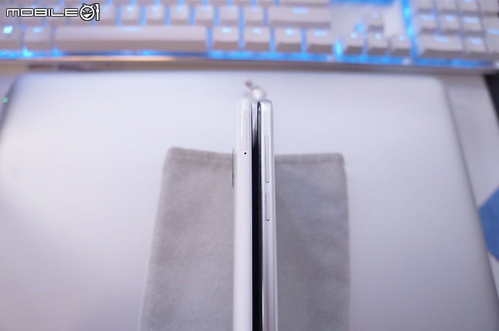點我看大圖 【炒冷飯開箱】Meizu16x VS x8 台幣5k的本家s710內鬥