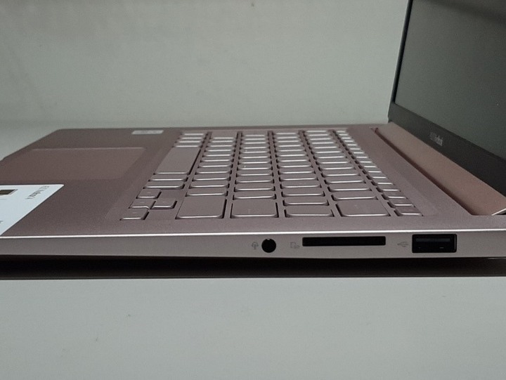 Vivobook S403(玫瑰金)開箱 實測高效能影片(10代CPU)!