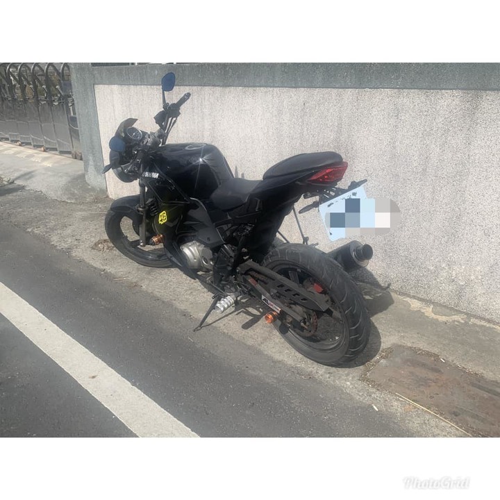 YAMAHA FZ1 改V250引擎
