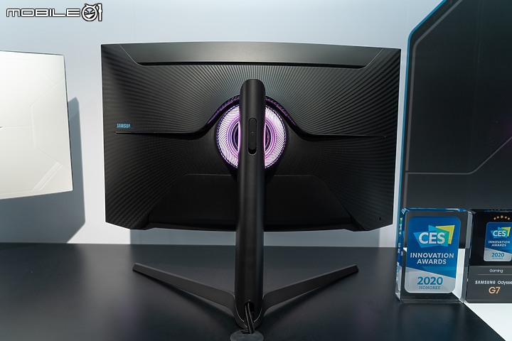 CES2020/三星Odyssey曲面電競螢幕揭曉:240Hz更新率搭1000R曲度!