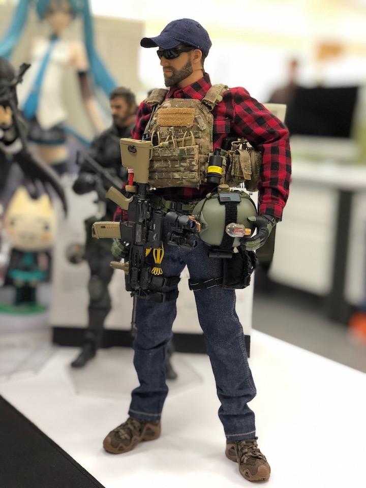 入坑! DAMTOYS 78063 US DEA SRT 1/6 軍事人偶開箱