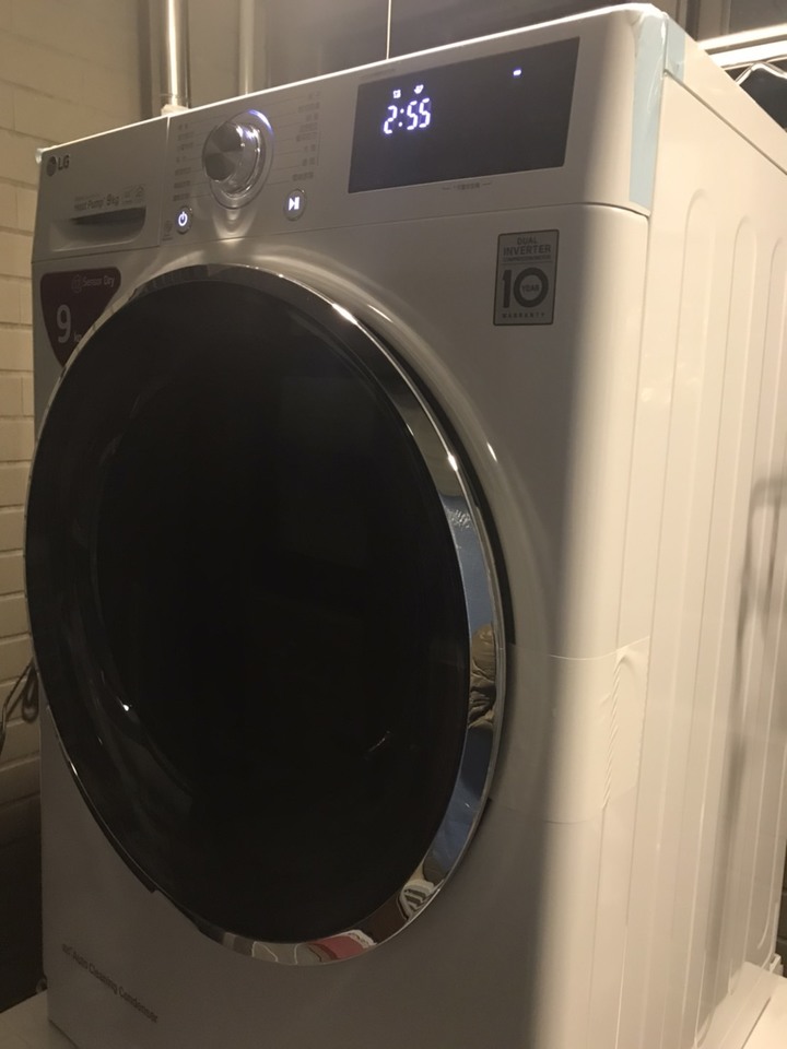 LG 9kg 乾衣機+ 18kg 洗衣機 (WR-90TW+ WD-S18VBW)