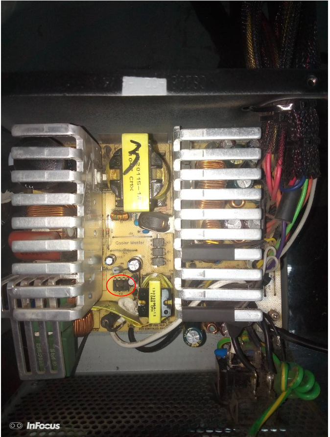 電源供應器一顆IC爆掉了！