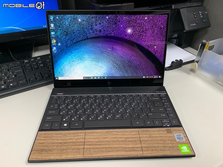 分享筆電 HP ENVY13 極羨13-aq1028TX 曜石黑+核桃木質紋 限定版