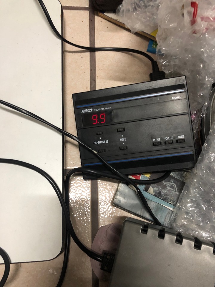 求救，放大機不亮…