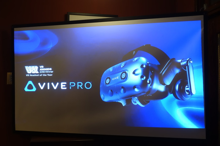 (體驗活動心得) HTC Vive Cosmos X Mobile01秘境旅行團 體驗更多元的世界