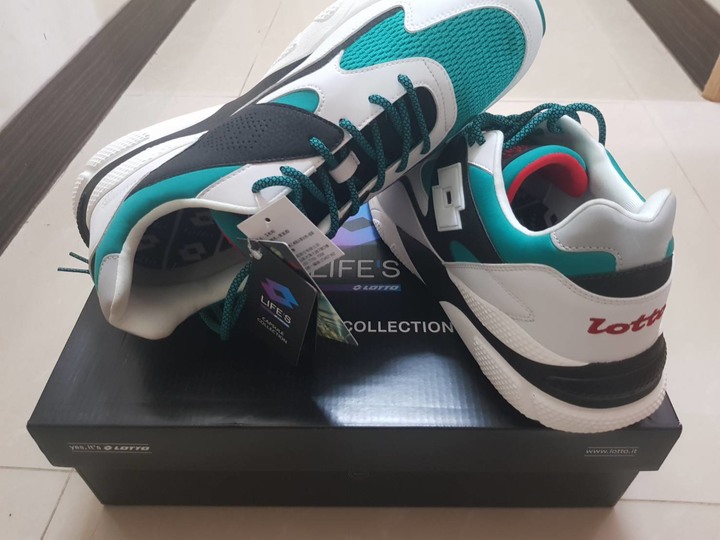 LOTTO復古款休閒鞋小開箱
